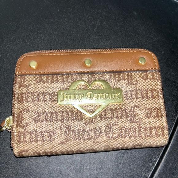 Cutest Juicy couture wallet - Picture 2 of 3